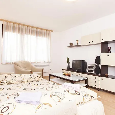 Ferdinand Apartman *